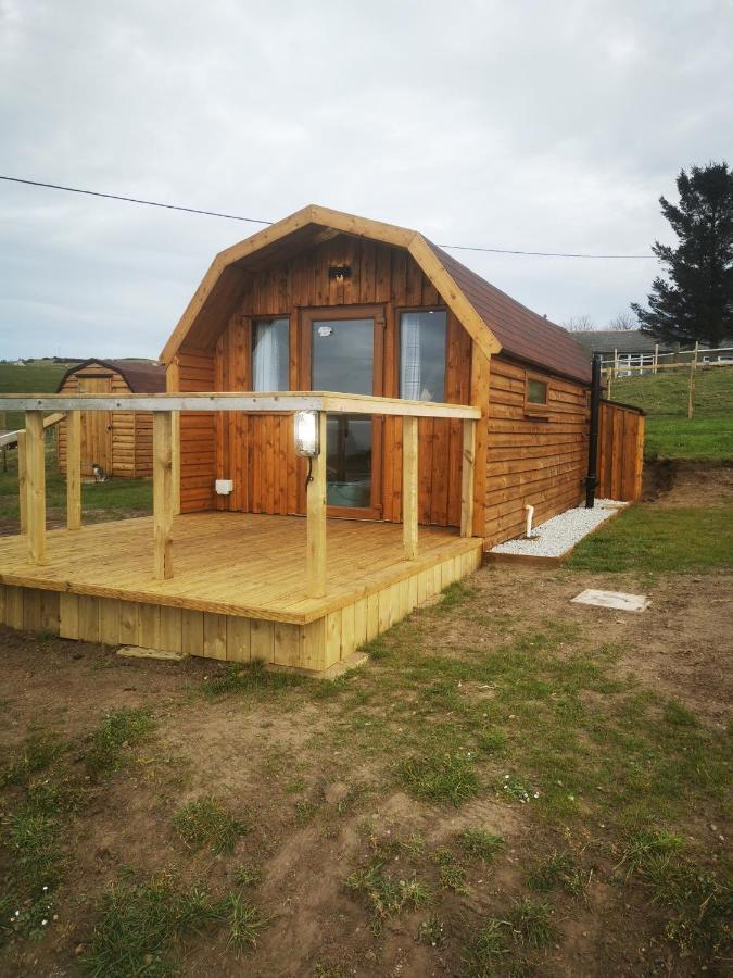 Gowanview Glamping Hotel Banff Esterno foto