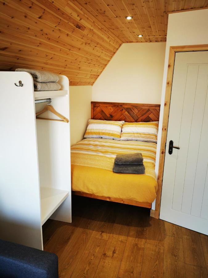 Gowanview Glamping Hotel Banff Esterno foto